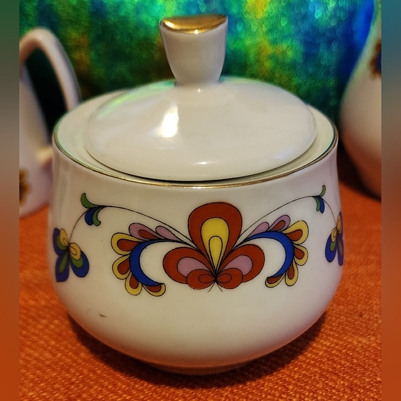 Two Sets Porsgrund Norway FARMERS ROSE Sugar Bowl and Creamer BENIFITS CHARITY - Picture 2 of 14